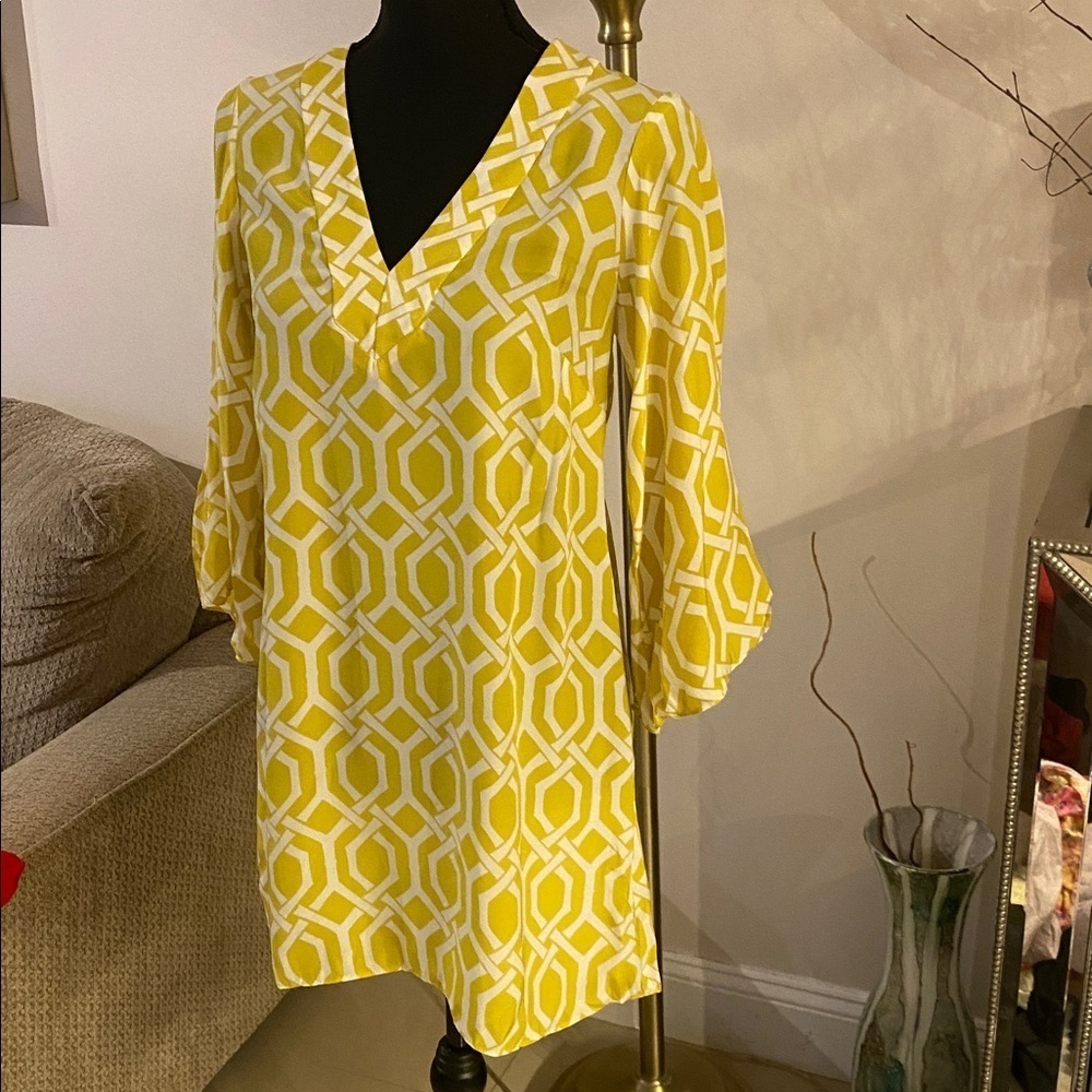 Alice & Trixie Yellow and White Patterned silk dress size s new - Picture 3 of 4